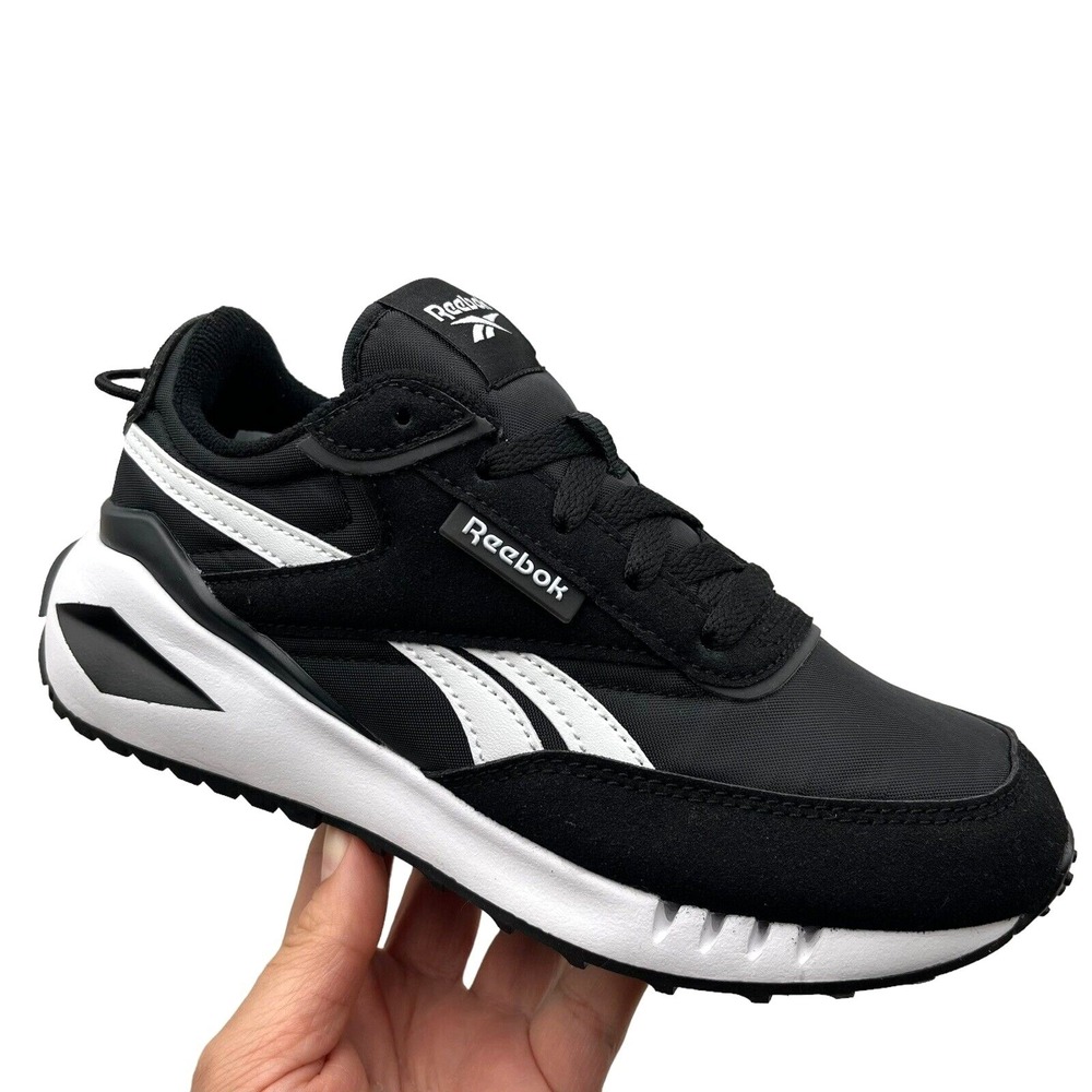 Reebok Forte Racer Youth Boys Girls Suede-Nylon Sneaker Size 1 Black/White Shoes